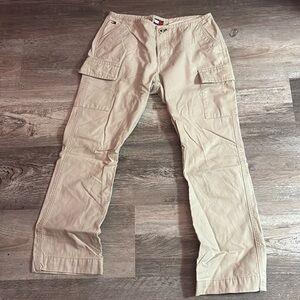 Low rise cargo cream Tommy Hilfiger jeans